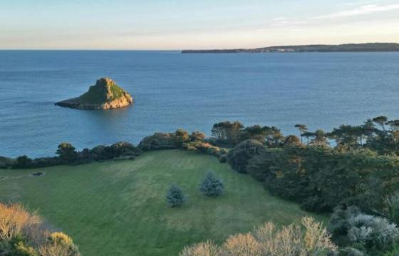 Plot for sale in Torquay photo
