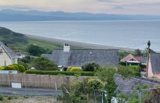 Land for sale in Criccieth photo