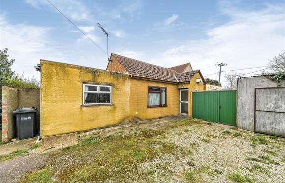 Property for refurbishment in KING'S LYNN photo