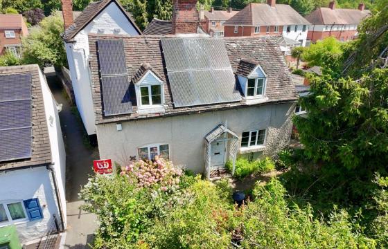 Property in need of modernisation in Droitwich photo