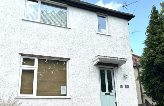 A Semi-Detached House requiring modernisation in St. Albans photo