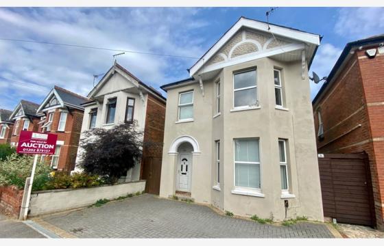 Property for renovation in Bournemouth photo
