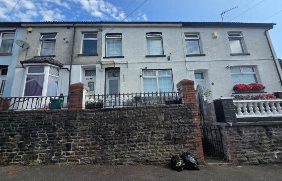 Mid terrace property to renovate in Tonypandy photo