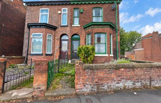 Semi-detached property for a refurbishment project in Eccles photo