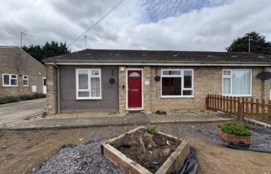 Bungalow requiring modernisation in King's Lynn photo