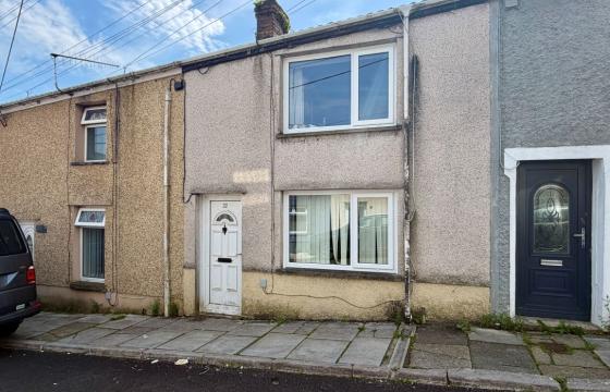Property would benefit from decorative improvement in Maesteg photo