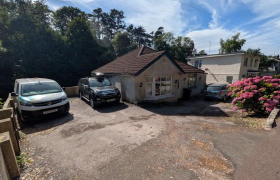 DEVELOPMENT AND REFURBISHMENT OPPORTUNITY IN Torquay photo