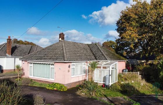 SOLD Property for refurbishment in Broadstone photo