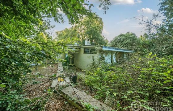 Scope for renovation or redevelopment in Maidenhead photo