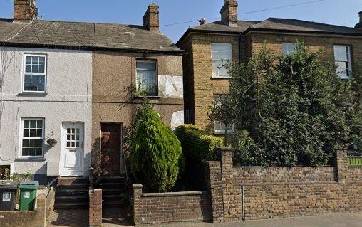 Property for modernisation in Watford photo
