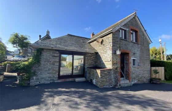 Property for modernisation in Boscastle photo
