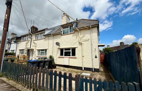 End-terrace for modernisation in Chippenham photo