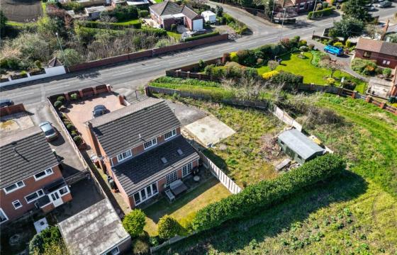 Land for sale in Wakefield photo