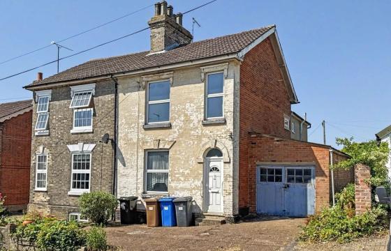 Requiring full renovation in Ipswich photo