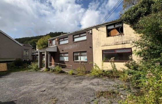 Residential development in Ynysmeudwy photo