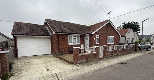 LIGHT REFURBISHMENT OPPORTUNITY in Clacton-on-Sea photo