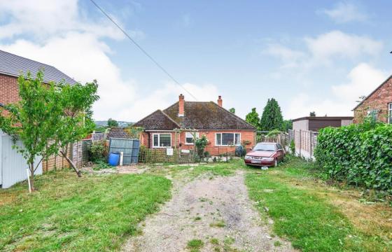 Property for modernisation in Swadlincote photo