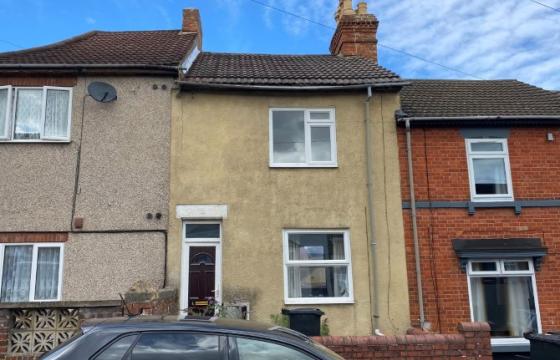 House in Need of Refurbishment in Swindon photo