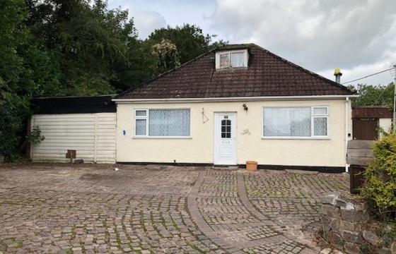 Property for modernisation in Groby photo