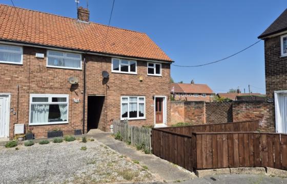 House in need of refurbishment in Hull photo