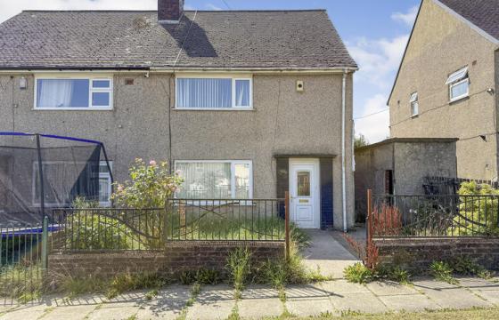 Three bedroomed home for improvement in Halifax photo