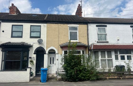 The property requires refurbishment works in Hull photo